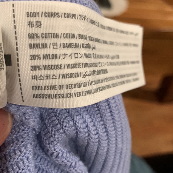 Hollister sweater tank top - Picture 7 of 8